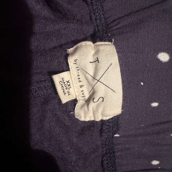 Black and White Polka Dot Lounge Set - Picture 2 of 3